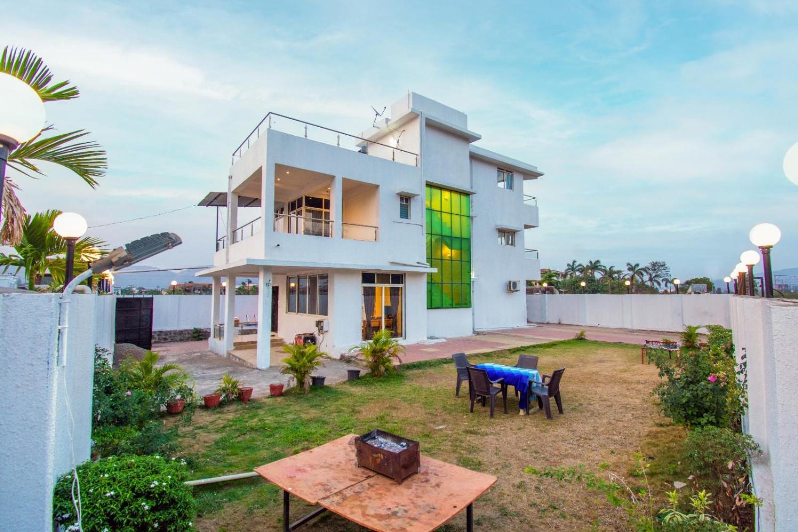 Empyrean Stay Ll 6Bhk Ll Royal Bramha Palace Ll Pvt Pool Ll Lonavala Exteriér fotografie